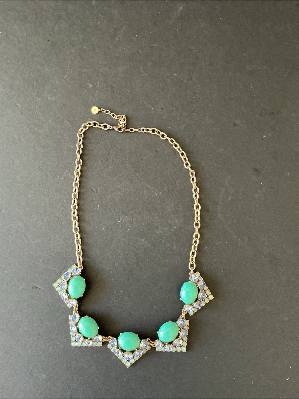 Source Unknown Gold-Tone Necklace with Teal Cabochons and Clear Crystals